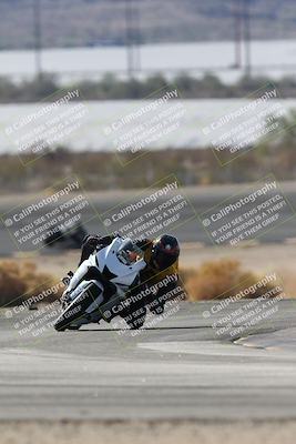 media/Nov-16-2025-Race Pace (Sun) [[8c5fa54630]]/Non Verified Riders (1st 20 Minutes)/1-Turn 14 (10am)/